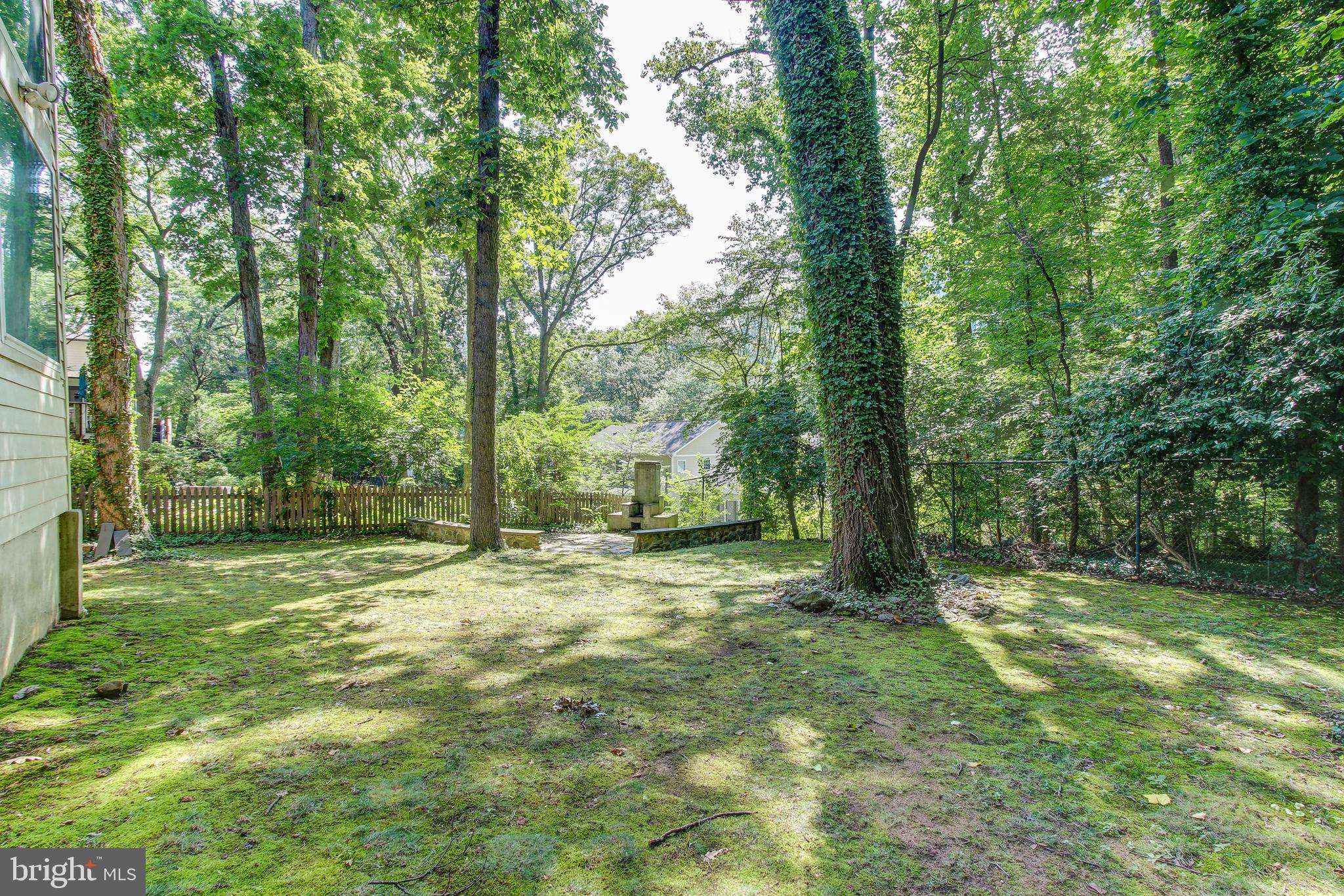 5517 Uppingham Street Chevy Chase, MD 20815 - Photo 27 of 36