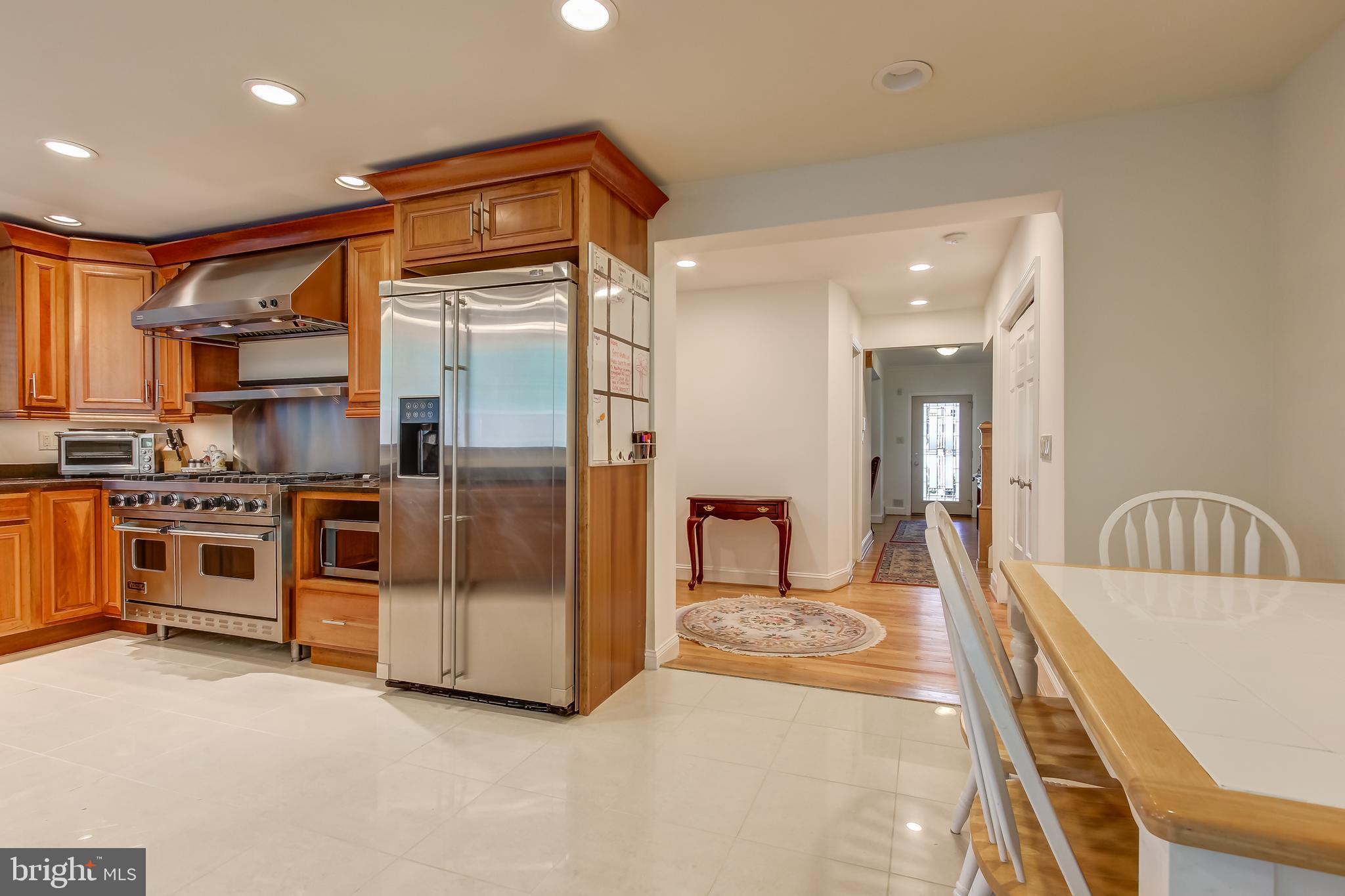 5517 Uppingham Street Chevy Chase, MD 20815 - Photo 10 of 36