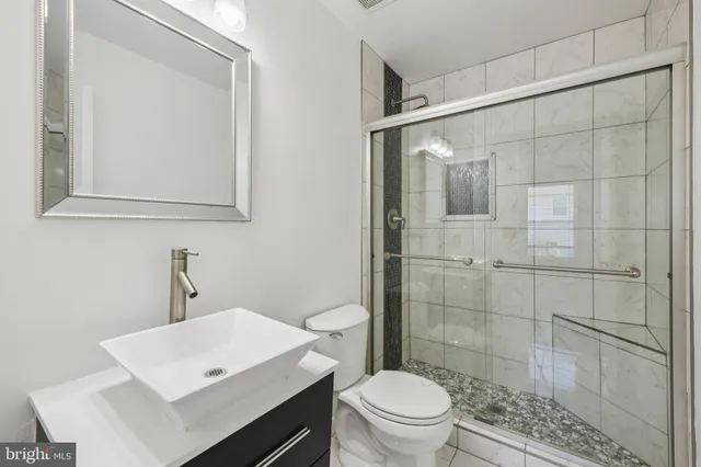 $2,900 | 6330 James Harris Way, Centreville, VA 20121