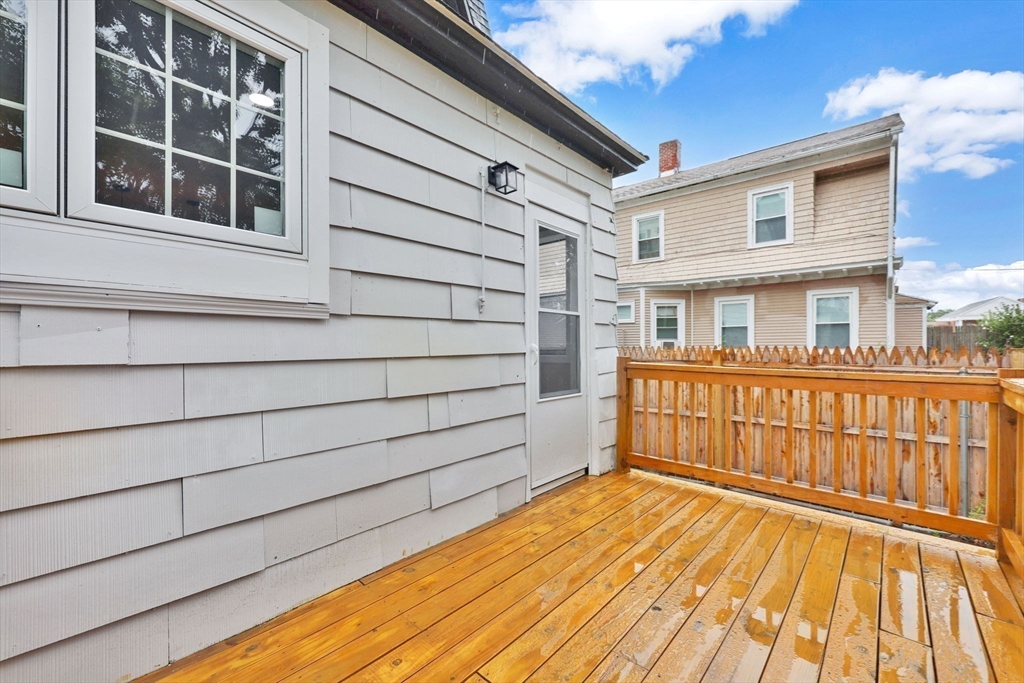 19 Westford Avenue Springfield, MA 01109 - Photo 25 of 26