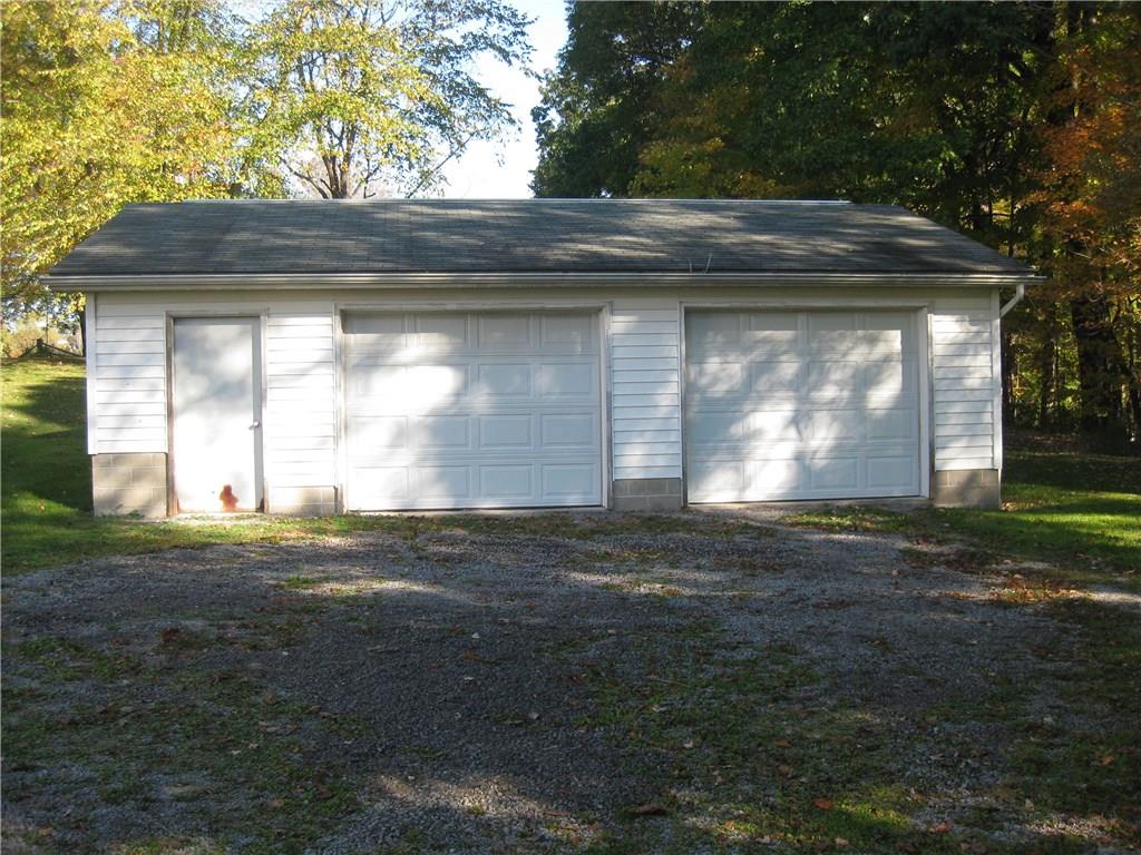 10 North Foster Road Jackson Center, PA 16133 - Photo 2 of 20 Park here!