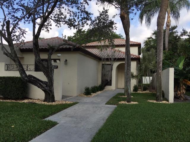 3117 Kingswood Terrace Boca Raton, FL 33431 - Photo 1 of 12 FRONT EXTERIOR