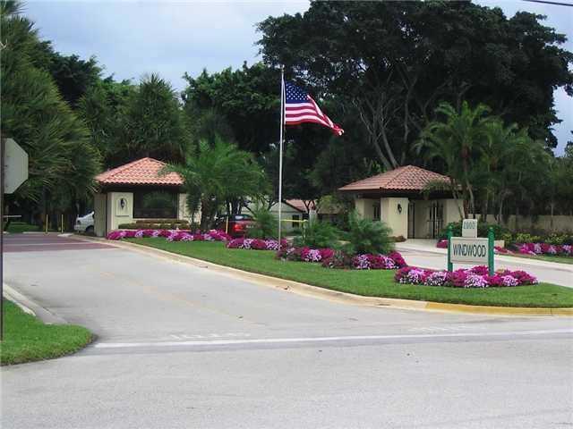 3117 Kingswood Terrace Boca Raton, FL 33431 - Photo 9 of 12 Windwood Entrance