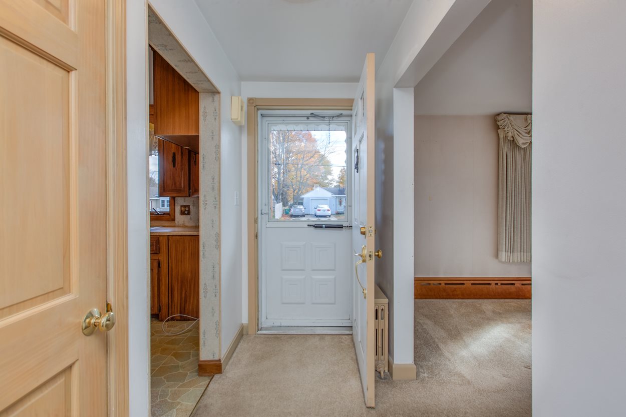 1 Adelia Street Rochester, NH 03867 - Photo 3 of 28