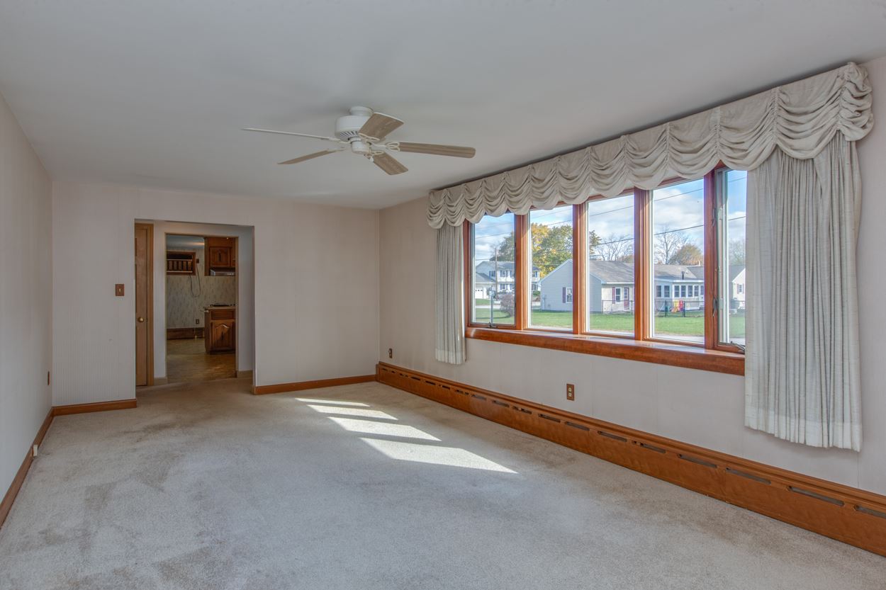 1 Adelia Street Rochester, NH 03867 - Photo 5 of 28