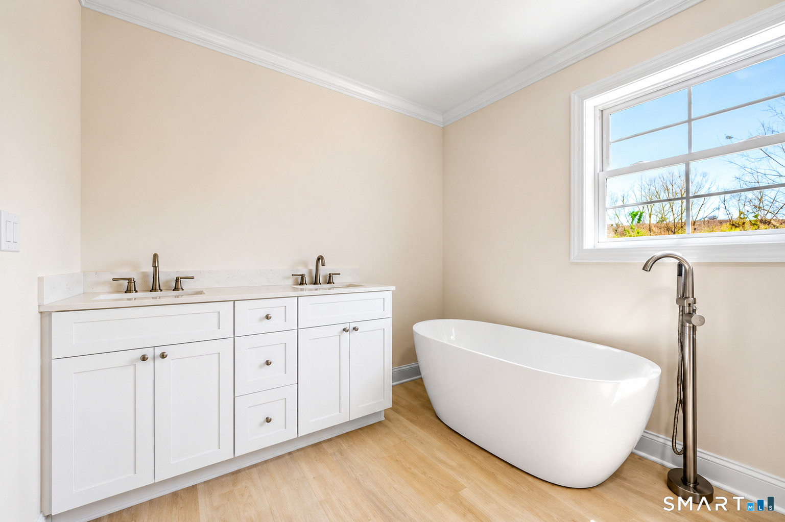 4 Jans Way Andover, NJ 07821 - Photo 13 of 36
