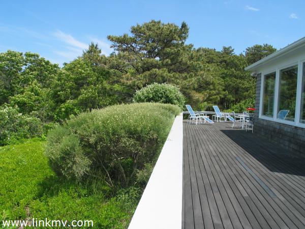 9 Norton Farm Road West Tisbury, MA 02568 - Photo 5 of 19 http://d1qzqeyxiitrap.cloudfront.net/photos/19841/600/e2baf603.jpg
