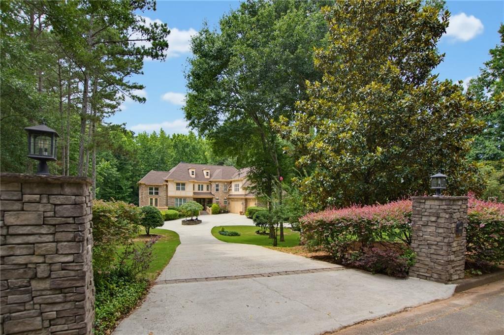 2506 Lennox Road Southeast Conyers, GA 30094 - Photo 3 of 57