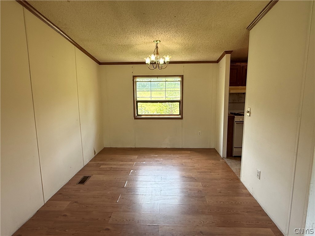 8935 Eddy Road Sullivan, NY 13032 - Photo 9 of 27 Dining room