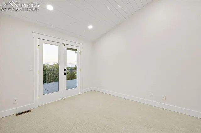 a view of interior space