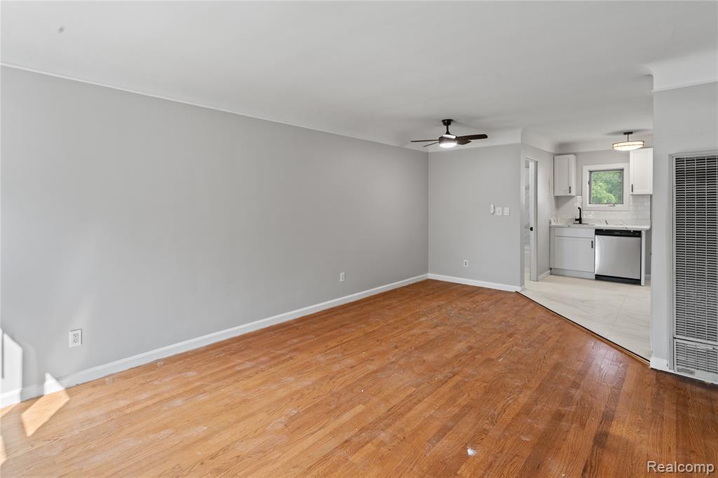 505 South Main Street Clawson, MI 48017 - Photo 21 of 24