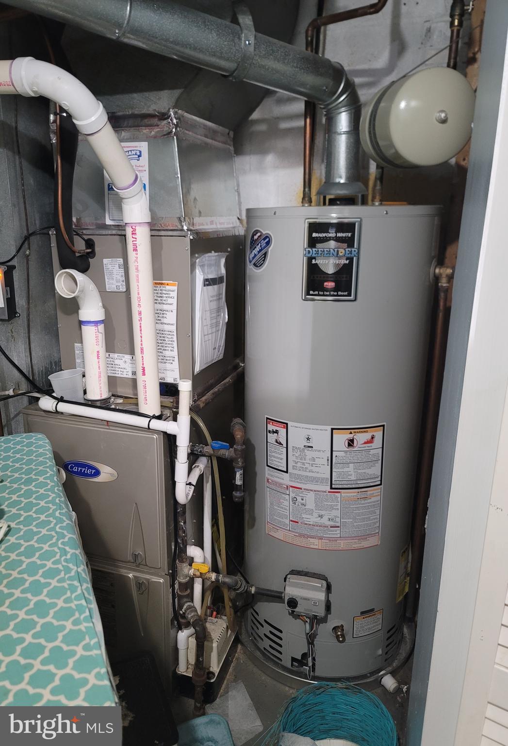 6910 Gilbert Street Springfield, VA 22150 - Photo 22 of 29 a view of entryway