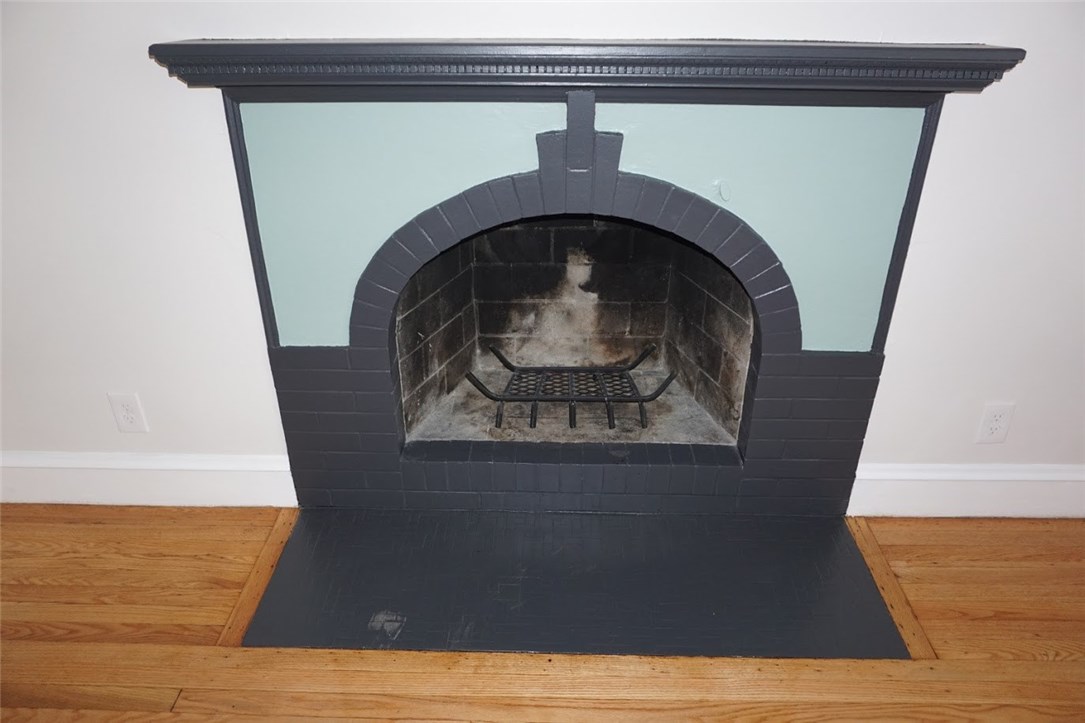 133 Colonial Road Providence, RI 02906 - Photo 11 of 29