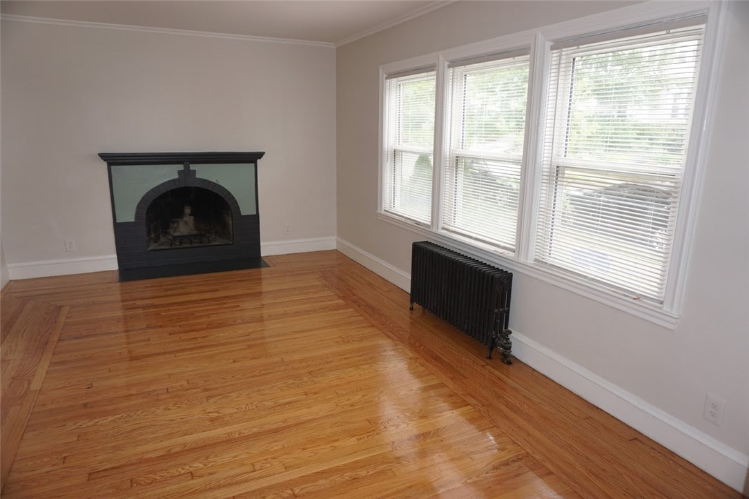 133 Colonial Road Providence, RI 02906 - Photo 10 of 29