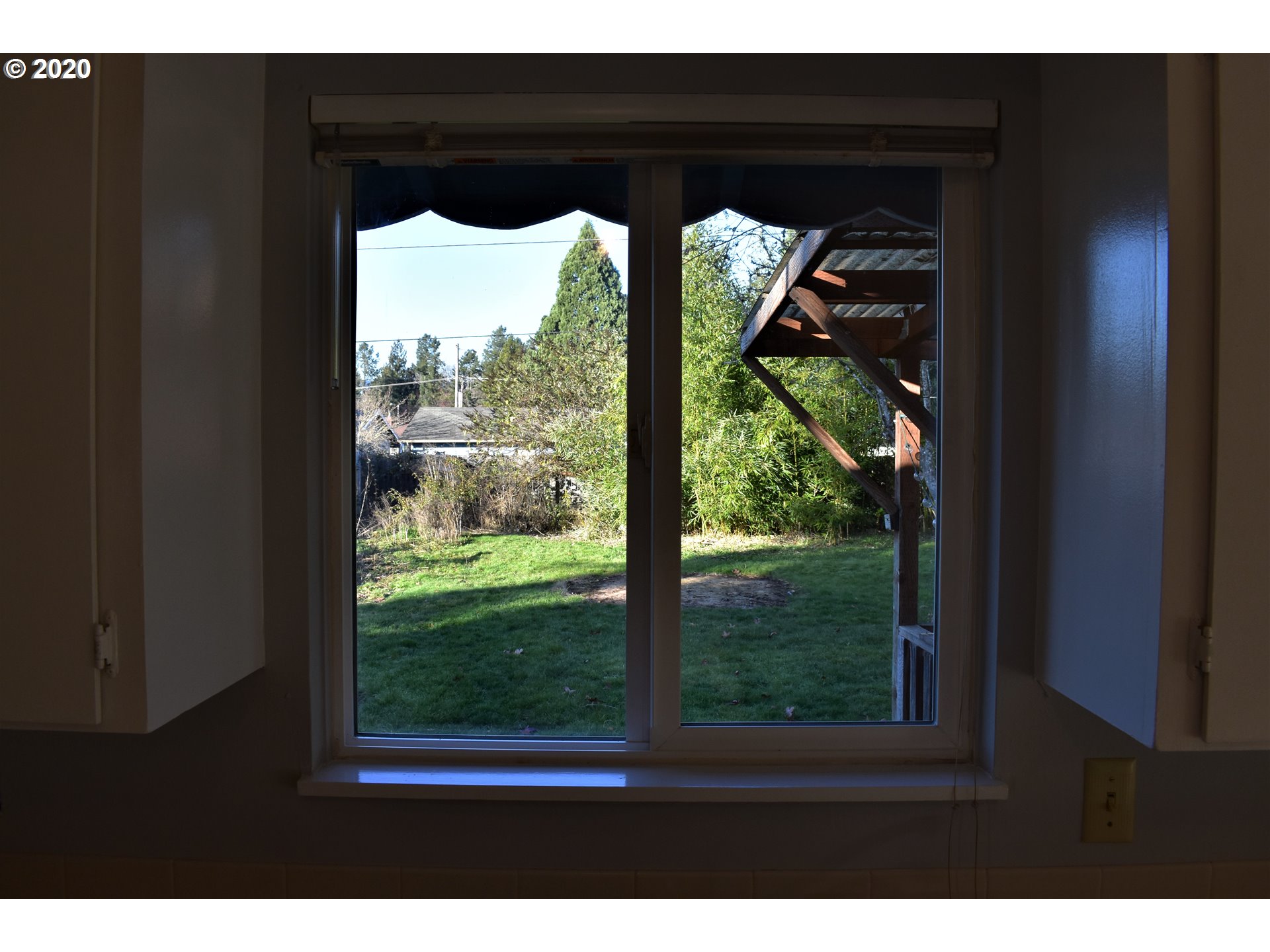 5840 F Street Springfield, OR 97478 - Photo 5 of 19