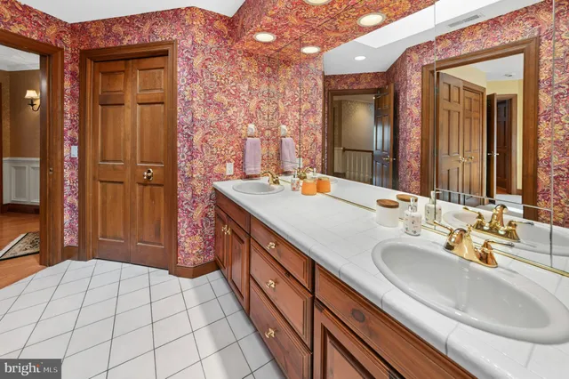 $849,000 | 845 Mallard Drive, Whitehall, PA 18052