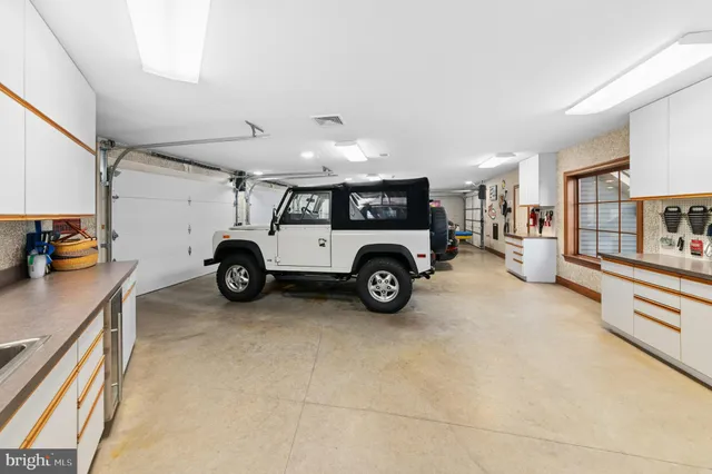 $849,000 | 845 Mallard Drive, Whitehall, PA 18052