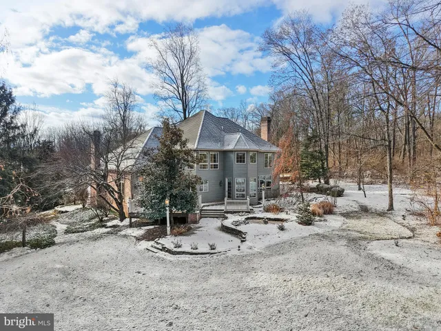 $849,000 | 845 Mallard Drive, Whitehall, PA 18052