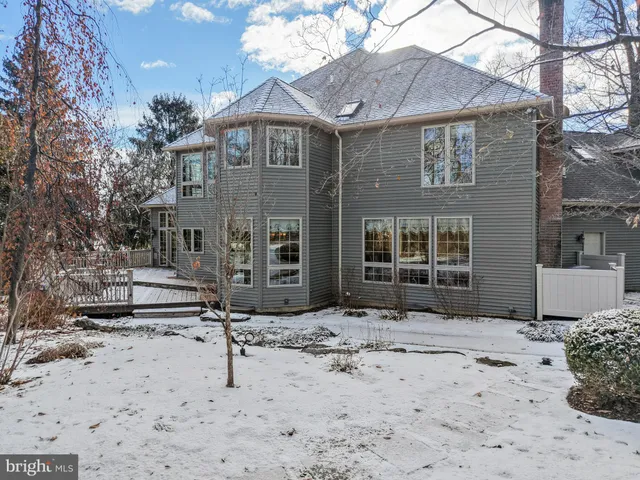 $849,000 | 845 Mallard Drive, Whitehall, PA 18052