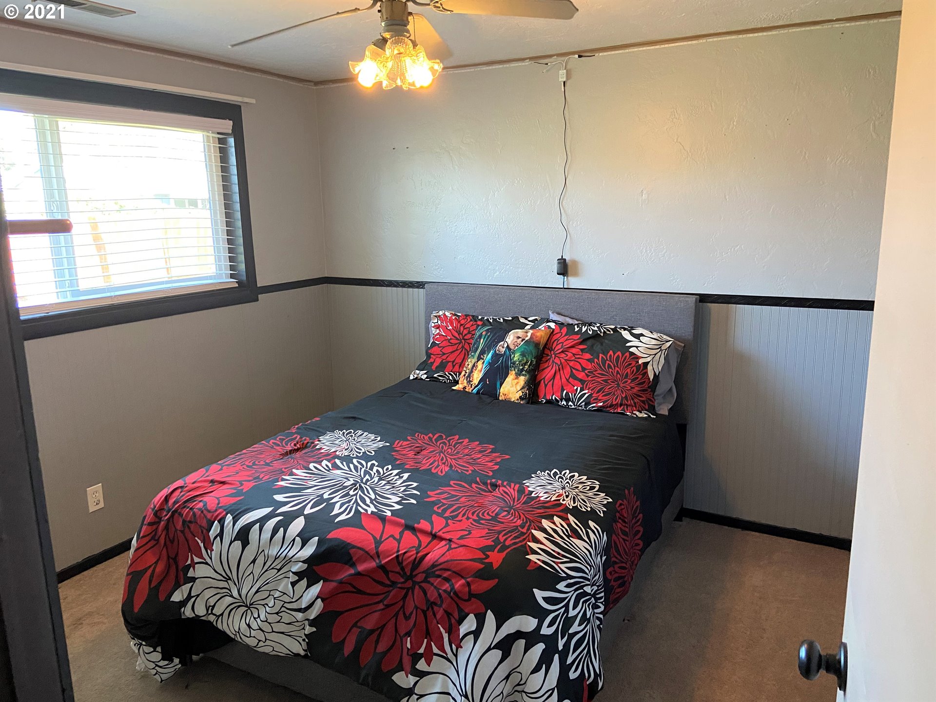 3988 South E Street Springfield, OR 97478 - Photo 10 of 23