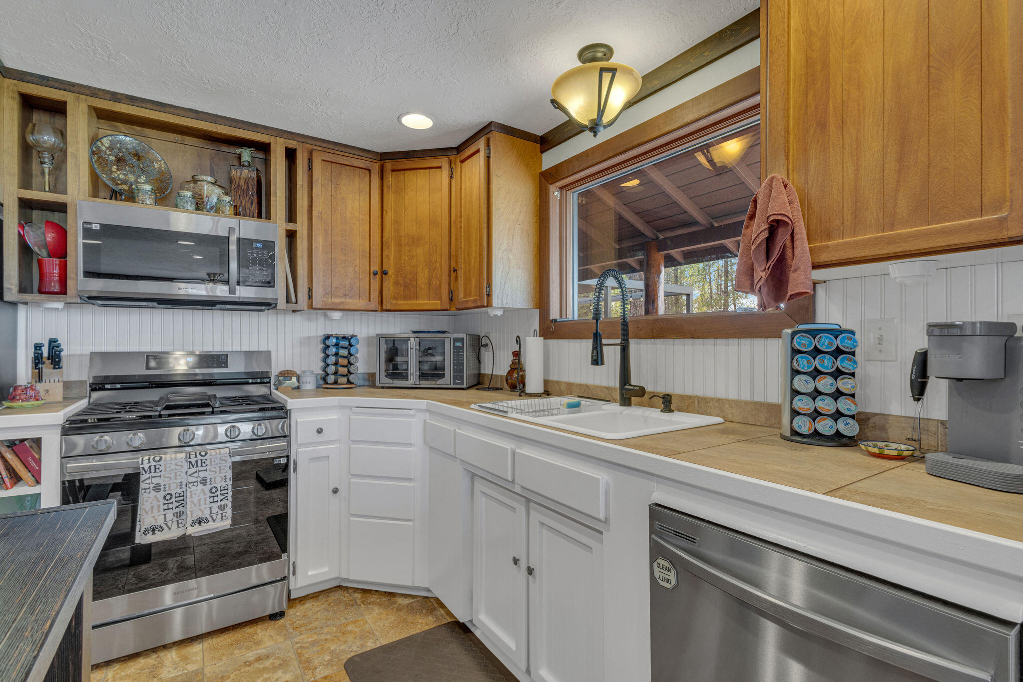 54445 Huntington Road Bend, OR 97707 - Photo 37 of 106 54445_Huntington_Rd-50