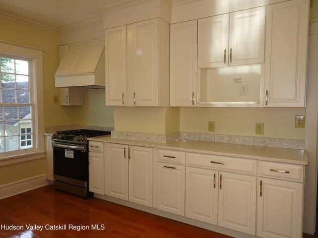 $774,900 | 16 Aitken Avenue, Hudson, NY 12534