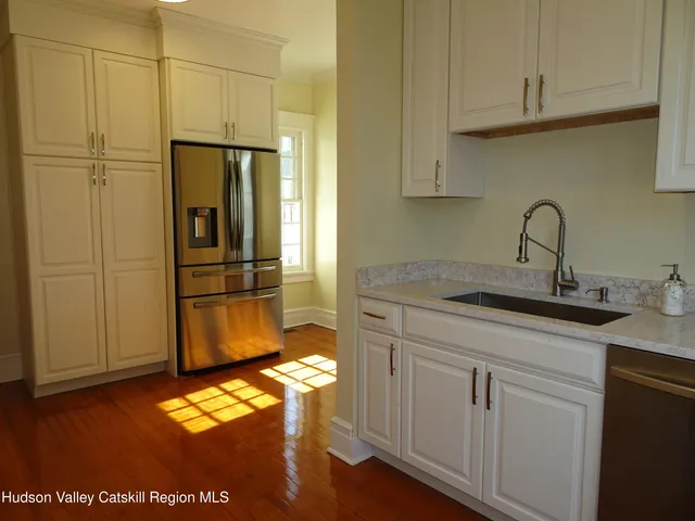 $774,900 | 16 Aitken Avenue, Hudson, NY 12534