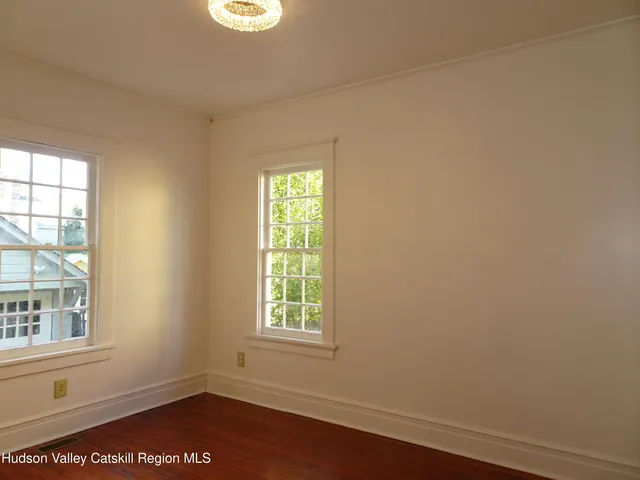 $774,900 | 16 Aitken Avenue, Hudson, NY 12534