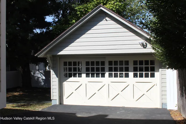 $774,900 | 16 Aitken Avenue, Hudson, NY 12534