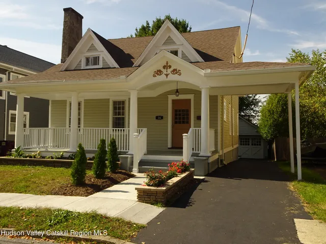 $774,900 | 16 Aitken Avenue, Hudson, NY 12534