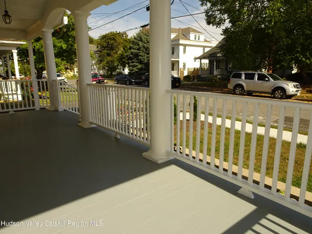 $774,900 | 16 Aitken Avenue, Hudson, NY 12534