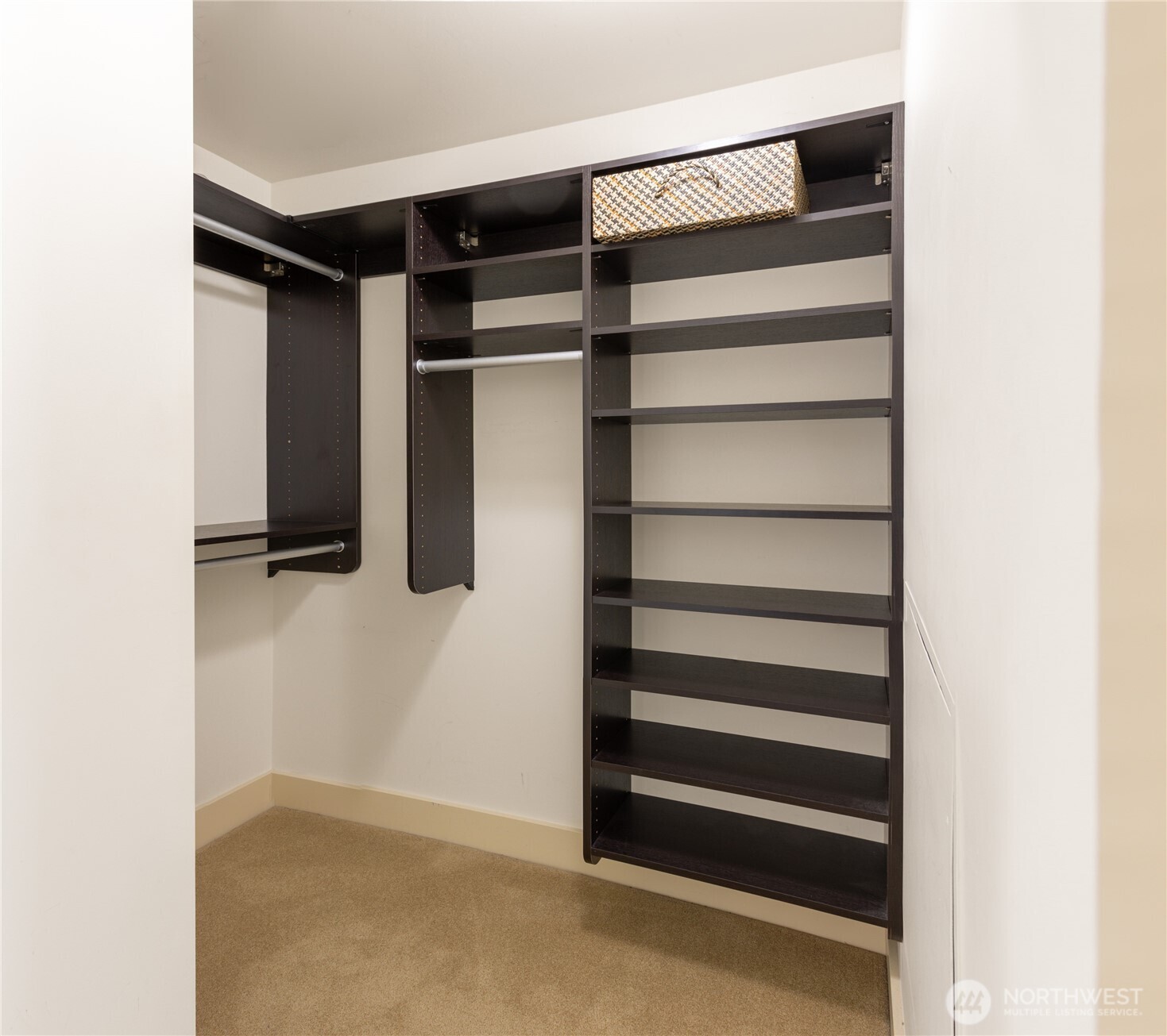 737 Olive Way, Unit 2703 Seattle, WA 98101 - Photo 11 of 26