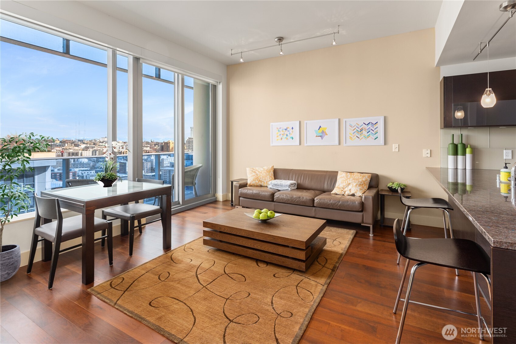 737 Olive Way, Unit 2703 Seattle, WA 98101 - Photo 2 of 26