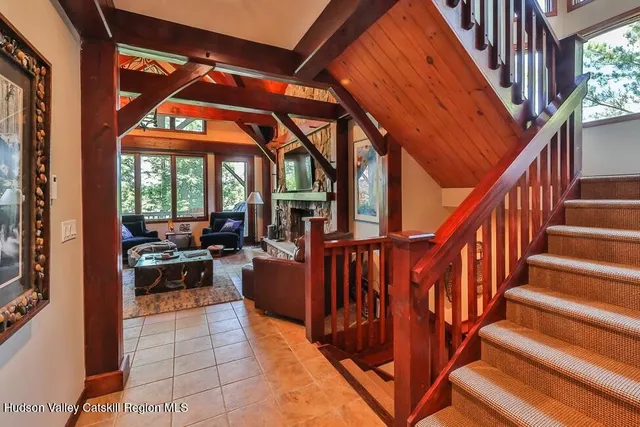 a view of an entryway with seating area