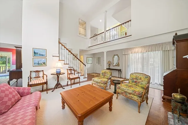 $1,575,000 | 18 Phillips Pond Road, Unit 18, Natick, MA 01760