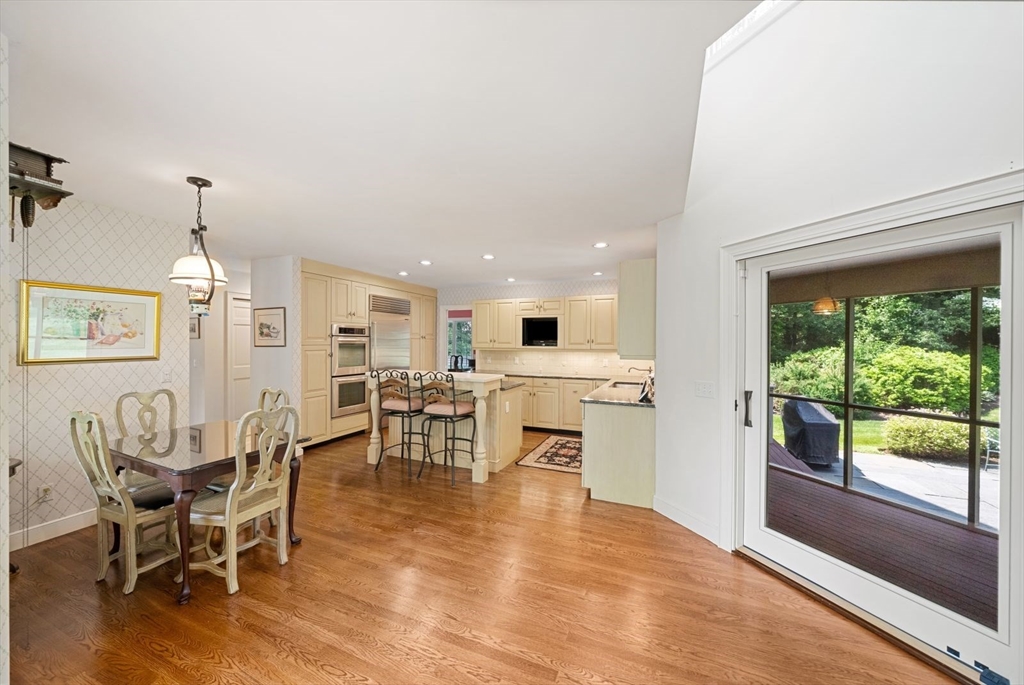 18 Phillips Pond Road, Unit 18 Natick, MA 01760 - Photo 4 of 37