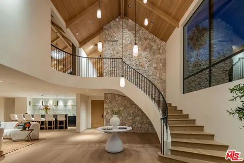 a view of entryway and hall