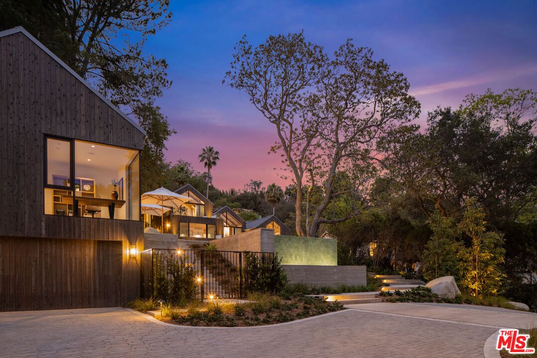 12309 Viewcrest Road Studio City, CA 91604 - Photo 6 of 49 a view of a house with a yard