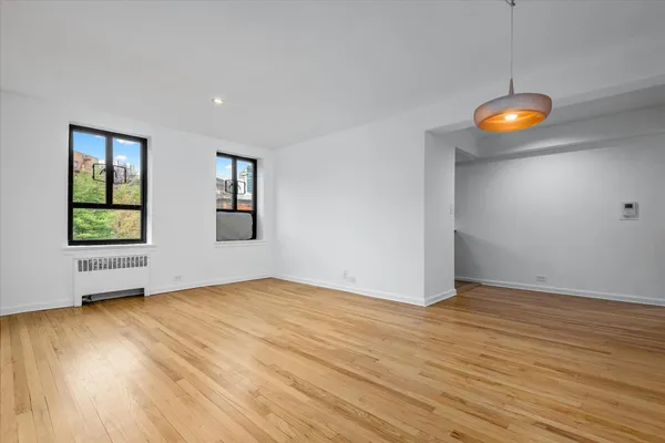 $499,000 | 31 Nagle Avenue, Unit 3H | Washington Heights