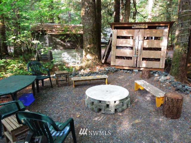 31-1 Goldrush Road Deming, WA 98244 - Photo 3 of 13 Gallery Image 3