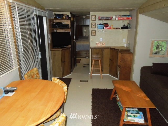 31-1 Goldrush Road Deming, WA 98244 - Photo 6 of 13 Gallery Image 6