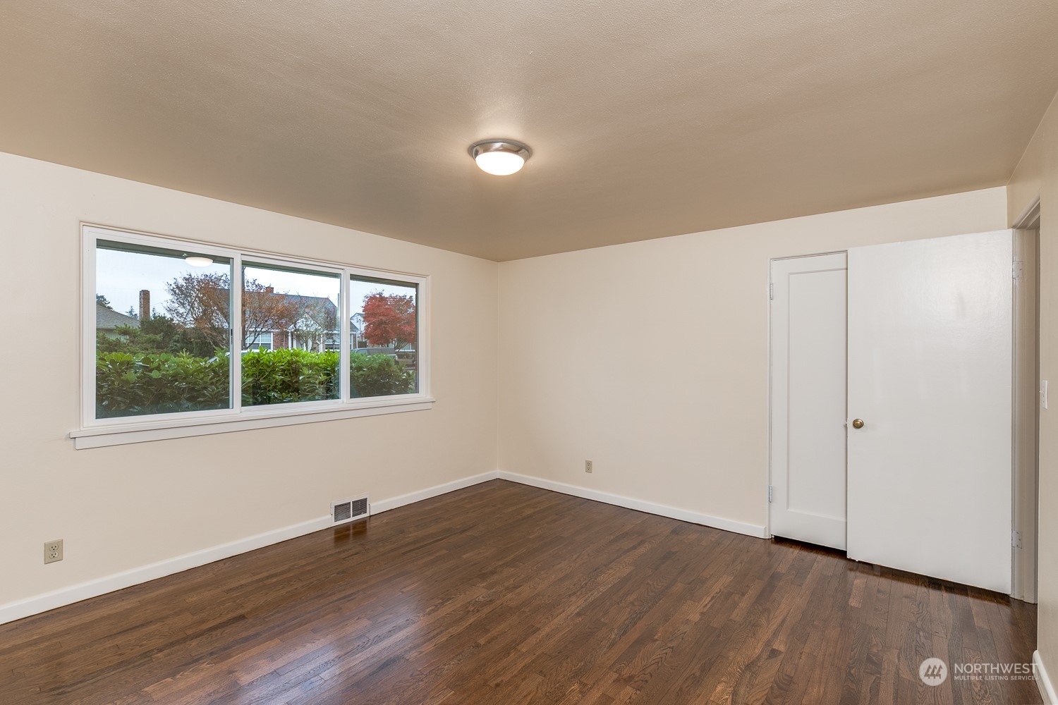 5108 Rucker Avenue Everett, WA 98203 - Photo 14 of 29 Gallery Image 14
