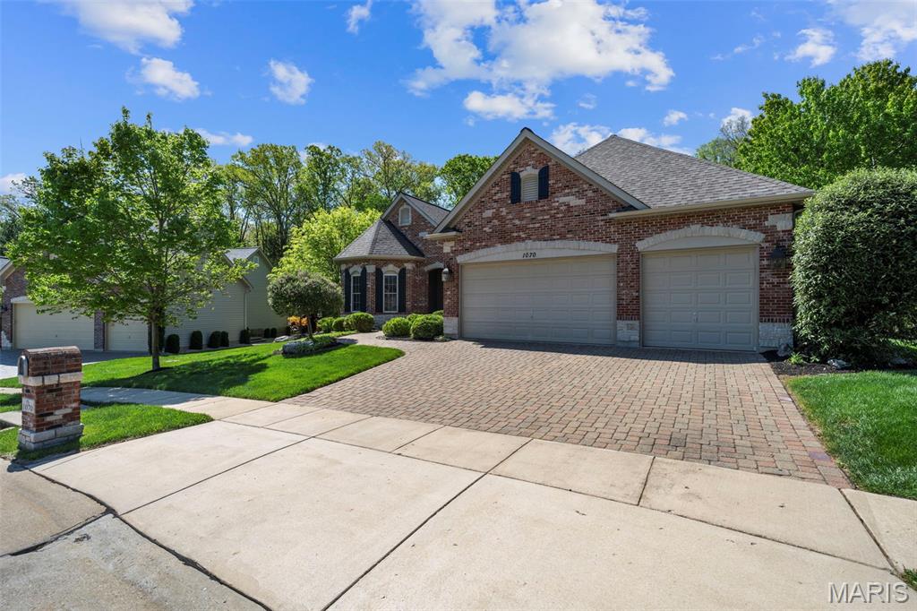 1070 Bridleridge Crossing Spur High Ridge, MO 63049 - Photo 6 of 37 Gallery Image 6