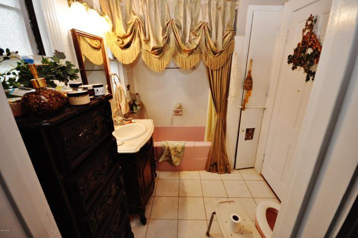 720 Main Street Chipley, FL 32428 - Photo 16 of 37 15