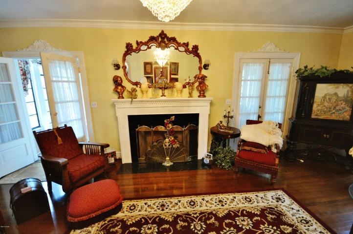 720 Main Street Chipley, FL 32428 - Photo 7 of 37 6