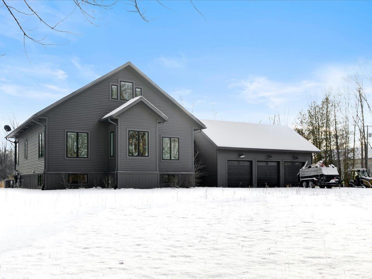 13281 Atwell Road Emmett, MI 48022 - Photo 5 of 59 50164729-d64b7e67-5ced-43a3-842d-588a4b2e3204.JPG