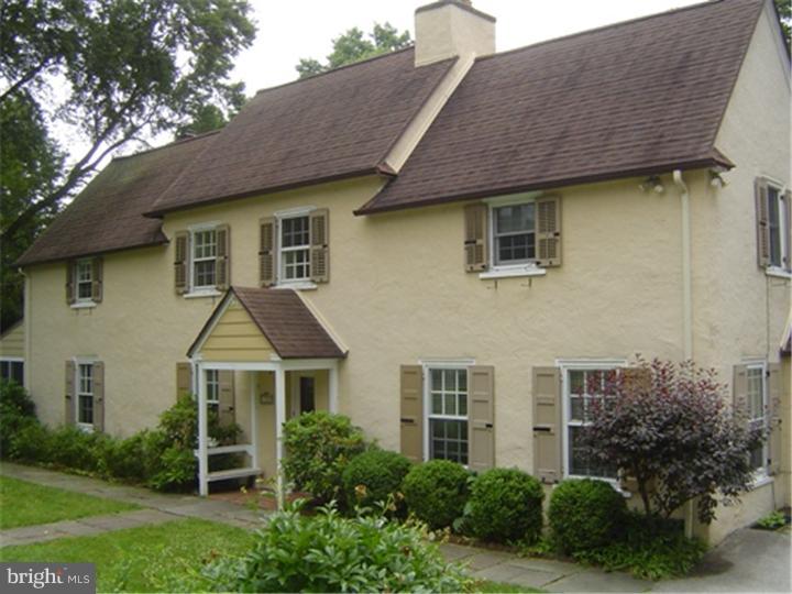 112 Crosshill Road Wynnewood, PA 19096 - Photo 2 of 16