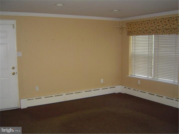 112 Crosshill Road Wynnewood, PA 19096 - Photo 8 of 16