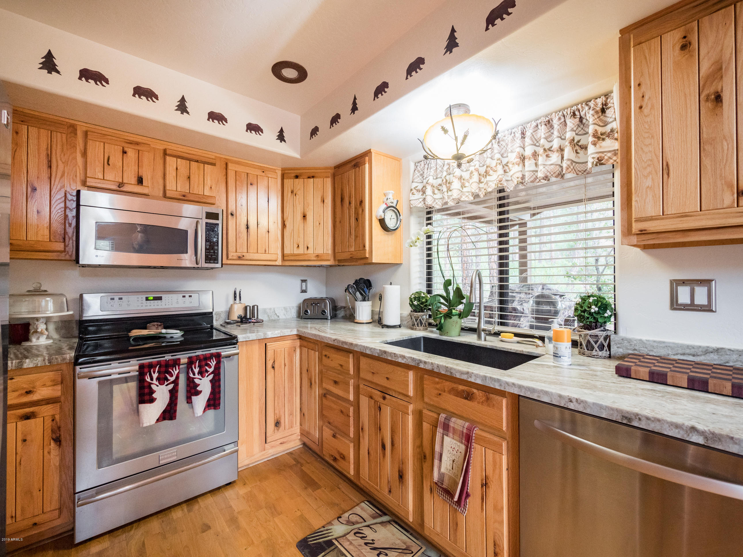 3743 Whispering Pines Road Pine, AZ 85544 - Photo 11 of 29 Kitchen