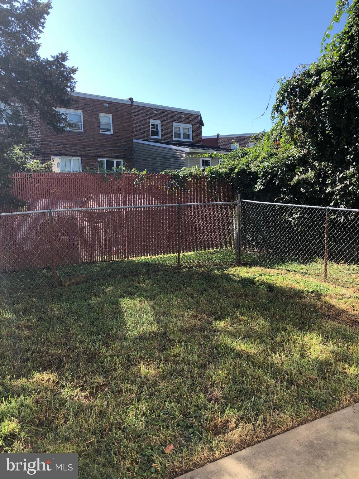 13021 Townsend Road, Unit B1 Philadelphia, PA 19154 - Photo 11 of 18 Rear Fenced Yd